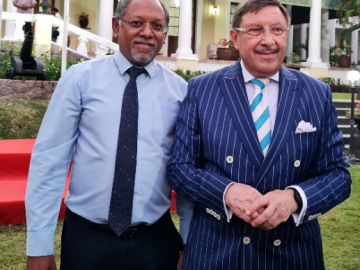 Honorary Consul General Maxim Behar meets with Vice-president Afif in the State...