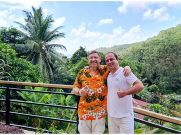 Maxim Behar, Honorary Consul General of the Republic of Seychelles met with Mlad...